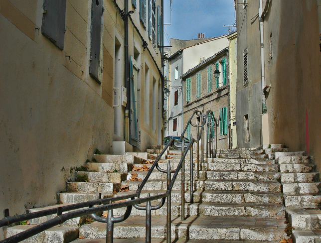 My tour live - visit Quartier du Panier, Marseille, France