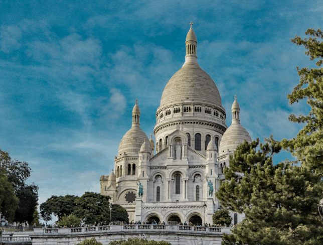 My tour live - visit Quartier de Montmartre, Paris, France